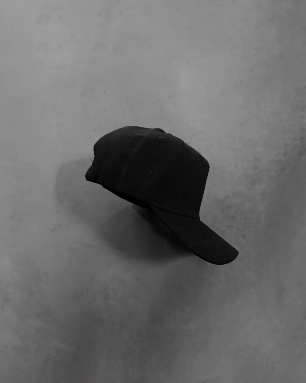 BLACK PERFECT CAP - Image 2