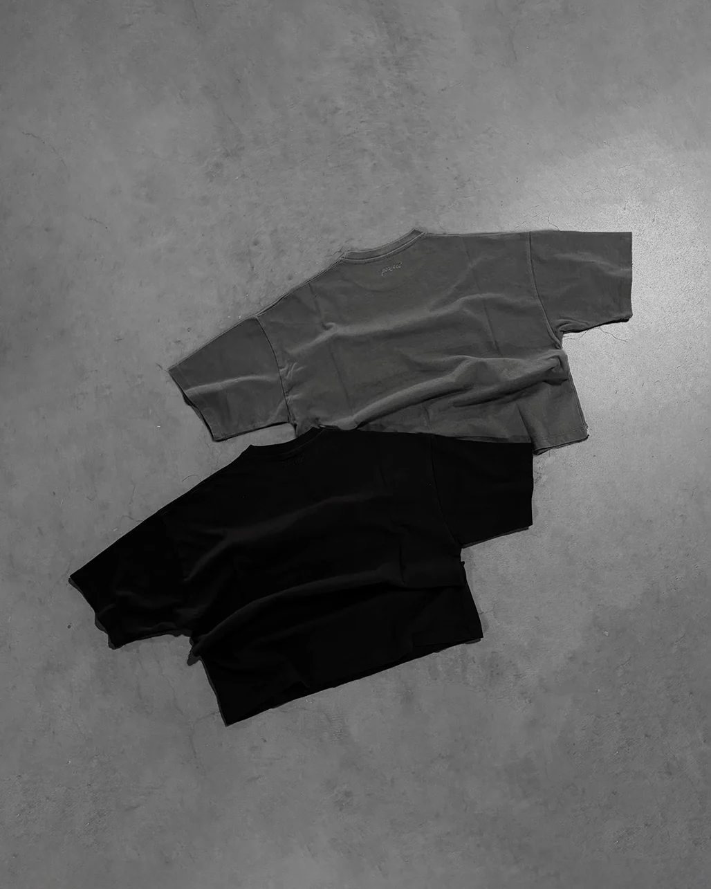 STONE GREY EVERYDAY TEE - Image 7